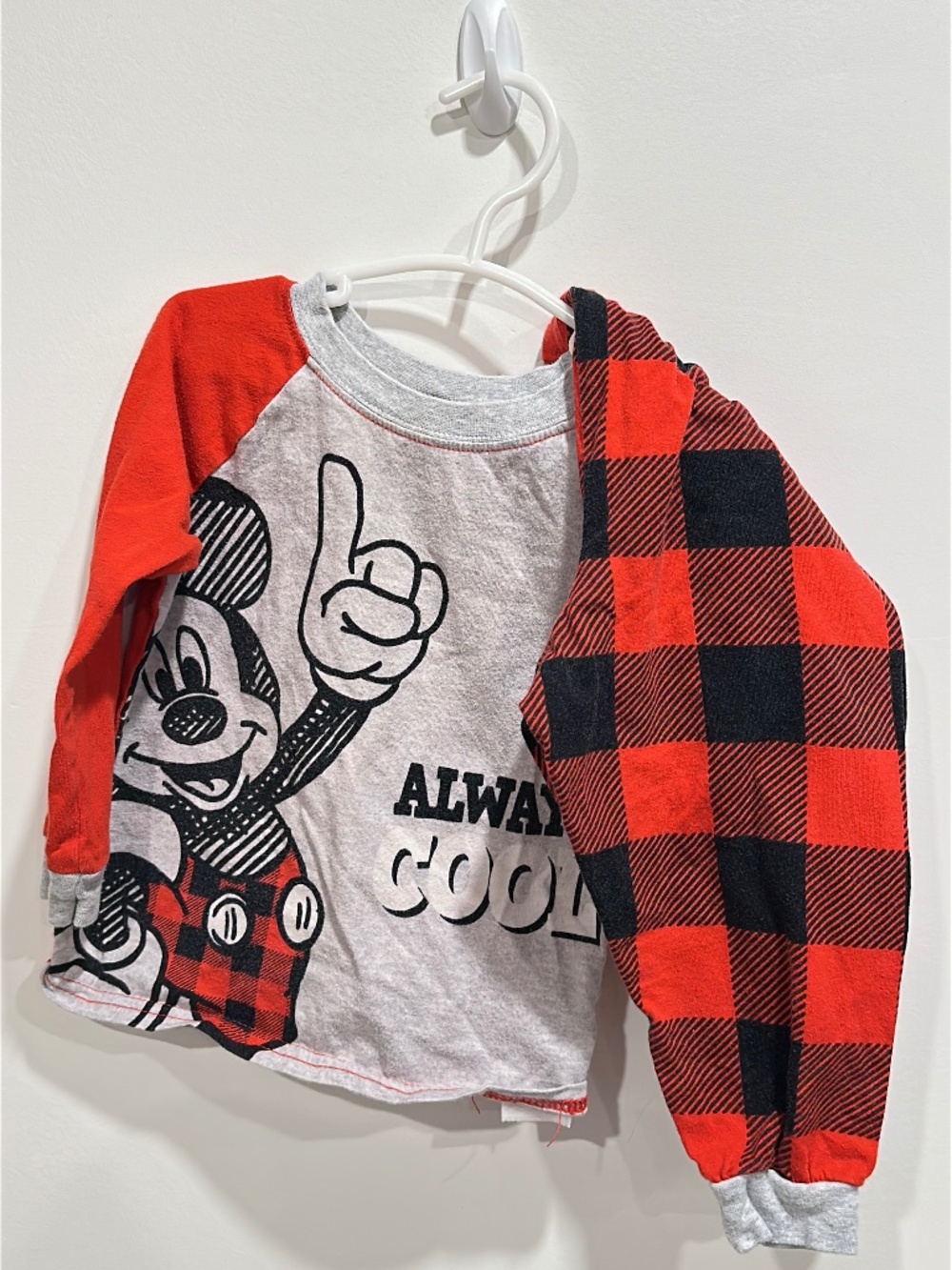 3 for $25 Disney Mickey Mouse & Gaming Toddler Boys 2T Pyjamas